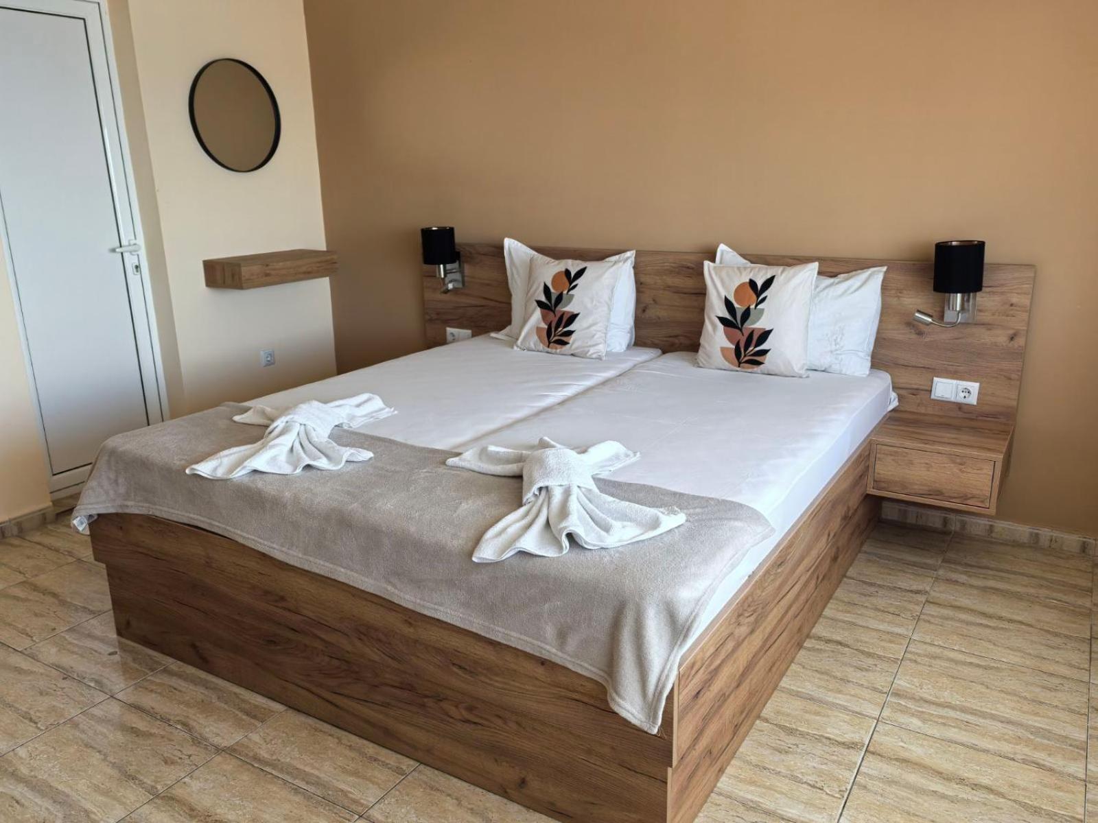 Family Hotel Alfa Vita Sozopol Exterior foto