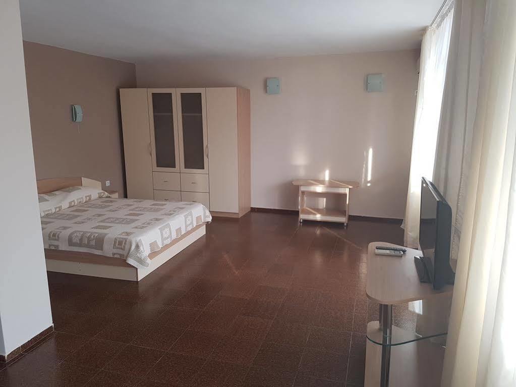 Family Hotel Alfa Vita Sozopol Exterior foto